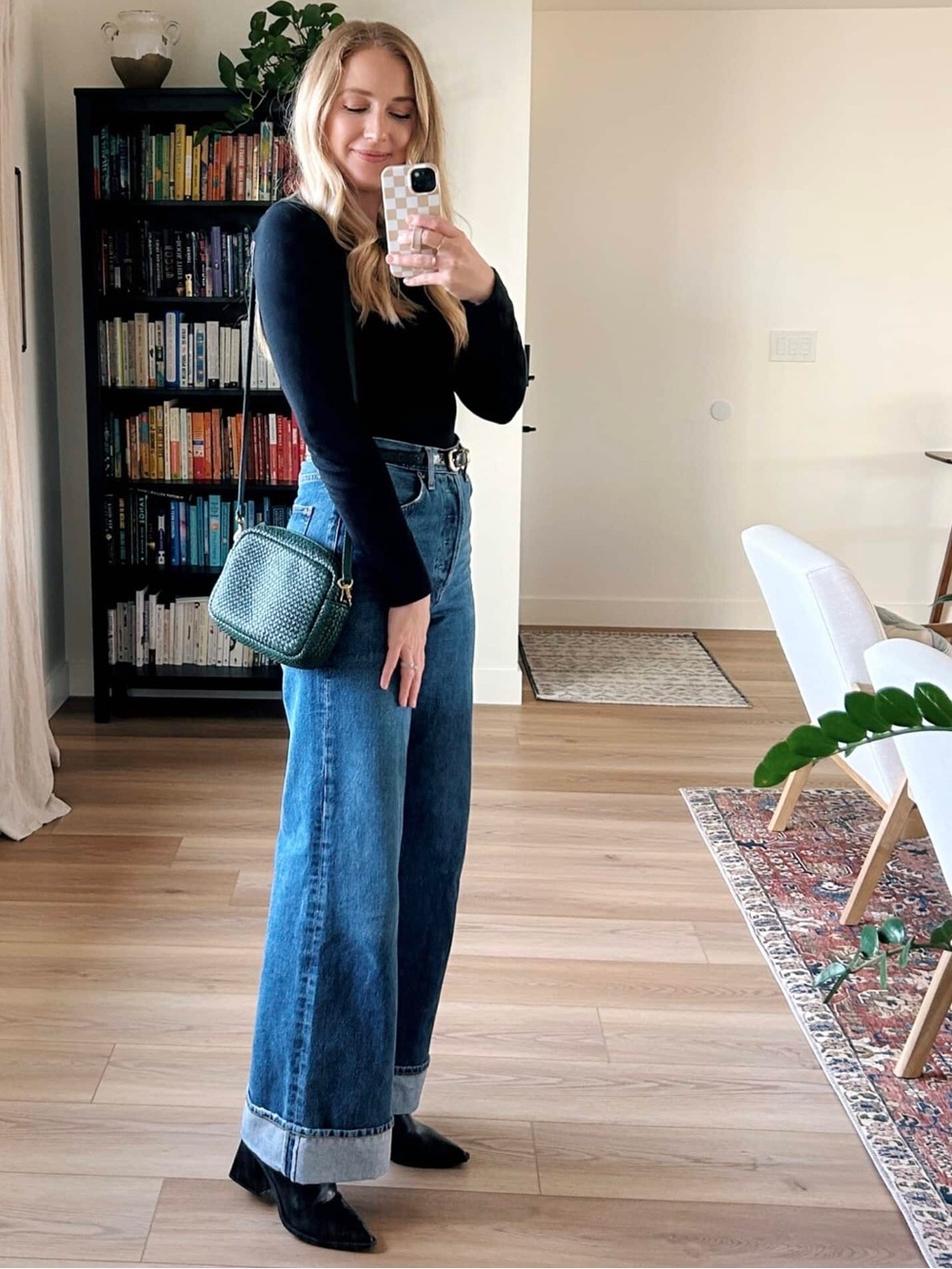 AGOLDE Dame High-Rise Wide-Leg Cuffed Jeans - Picture 4 of 9